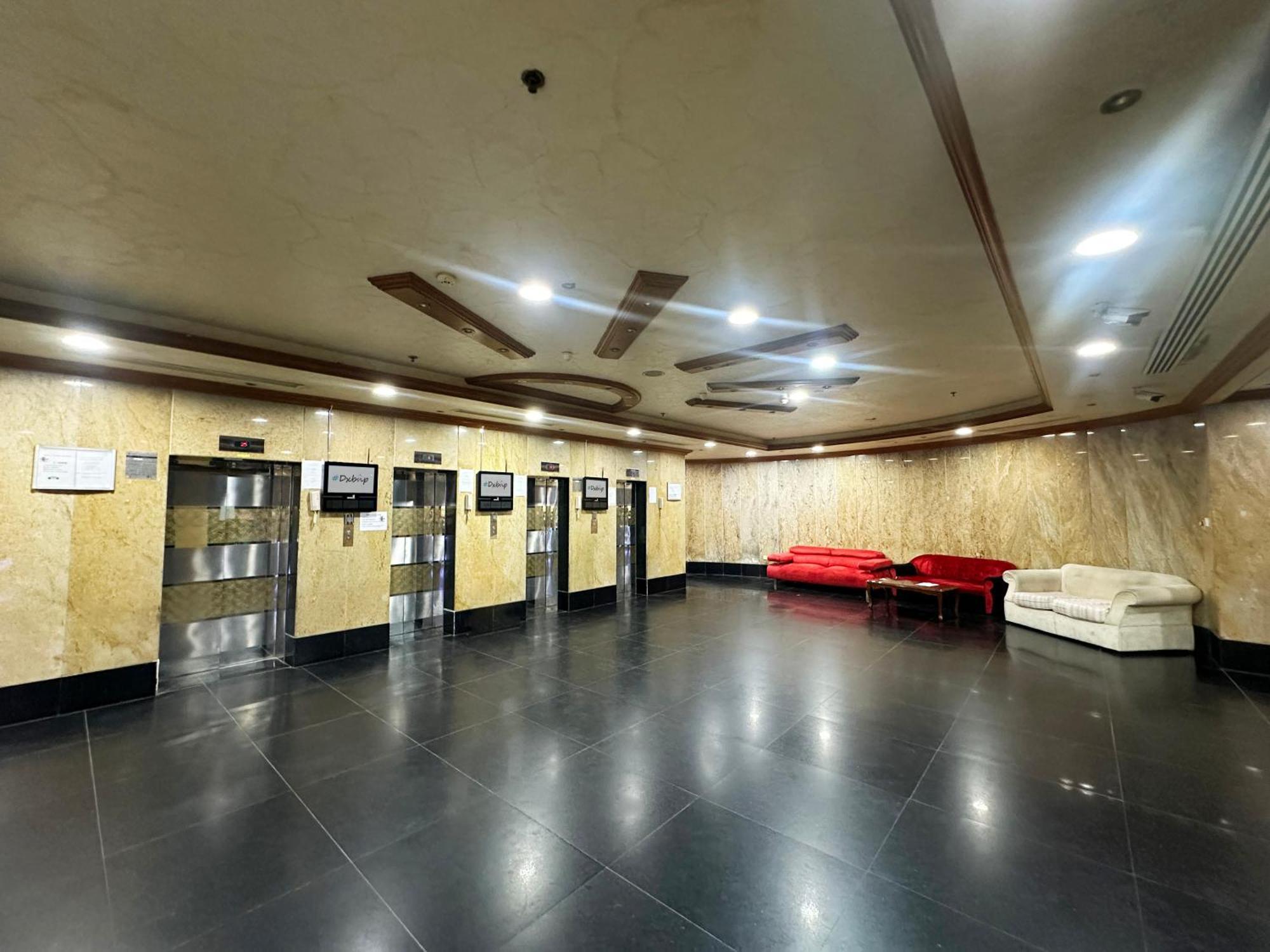 Nomad Partition Room In Barsha Heights 3 Mins To Icm Metro Dubái Exterior foto