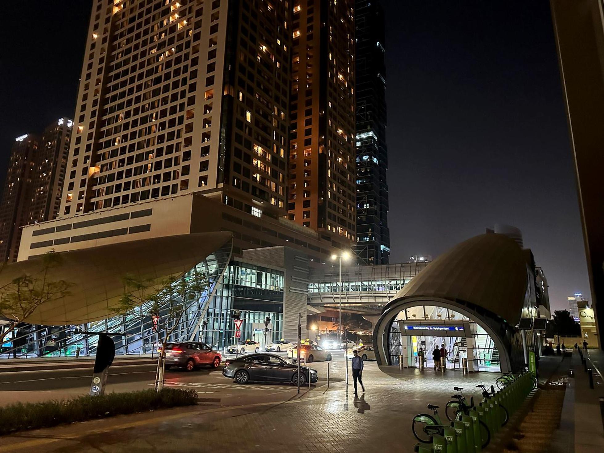 Nomad Partition Room In Barsha Heights 3 Mins To Icm Metro Dubái Exterior foto